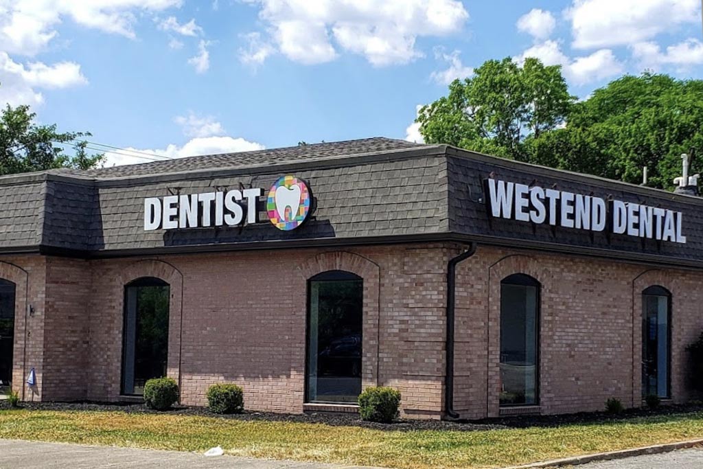 Dentist in Indianapolis East 10th St, Best Affordable Dentists in  Indianapolis, IN 46219